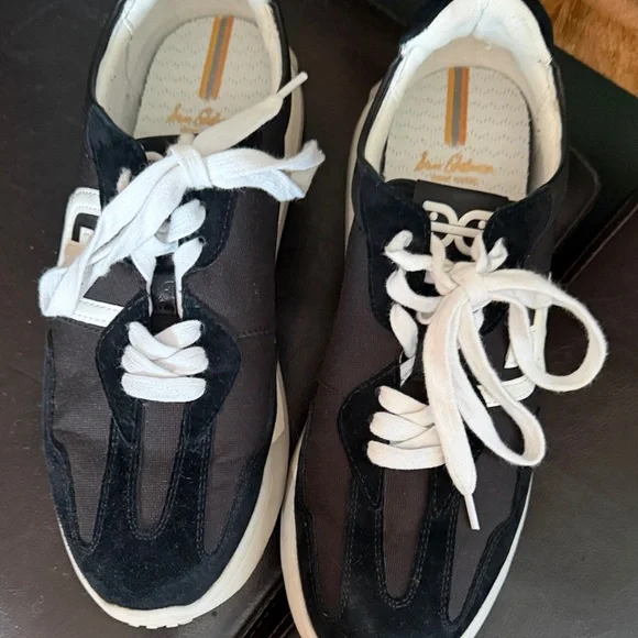 Sam Edelman Black and White Women's Sneakers - Picture 1 of 4